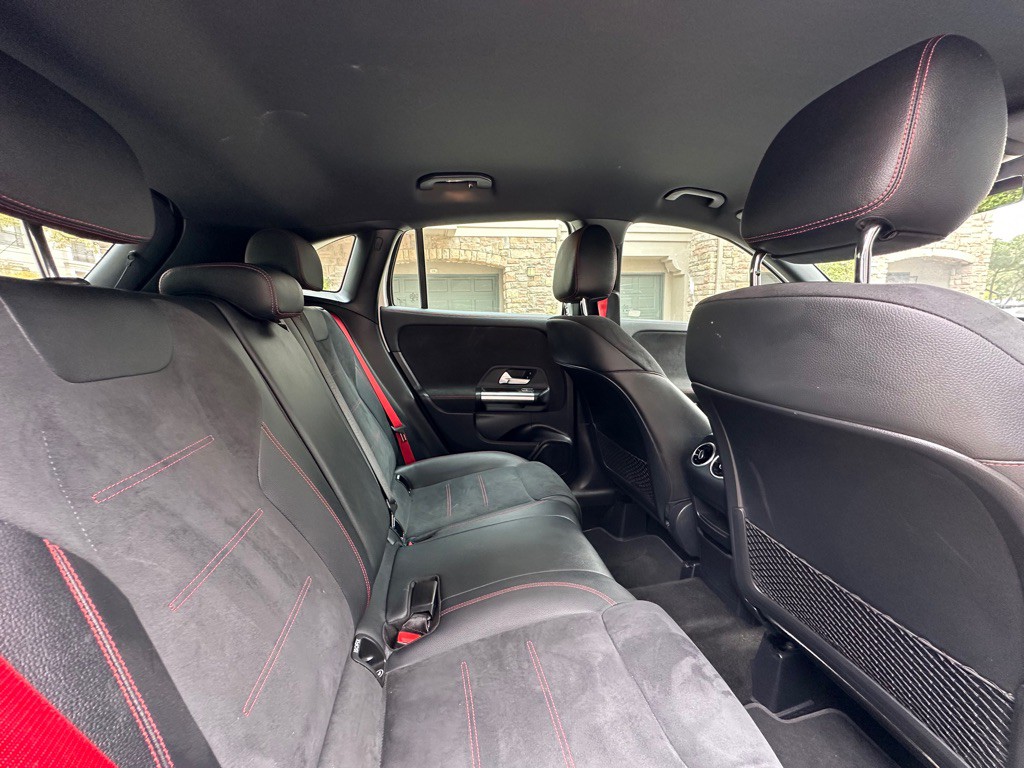 2023 Mercedes-Benz GLA-Class Image 26