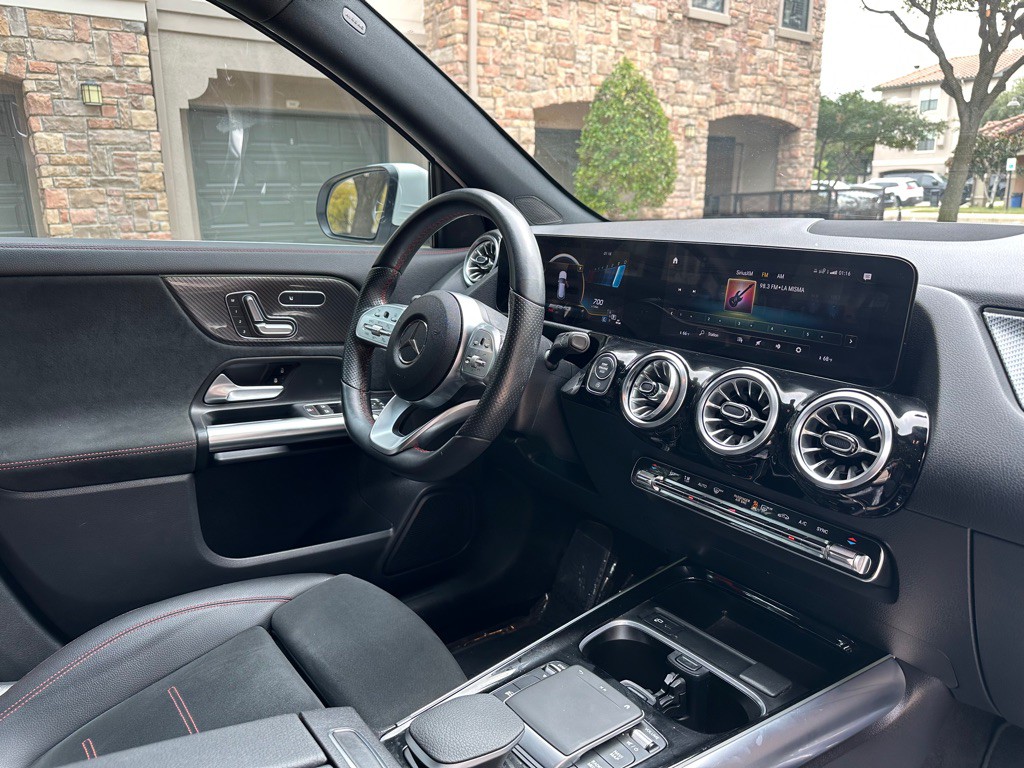 2023 Mercedes-Benz GLA-Class Image 27