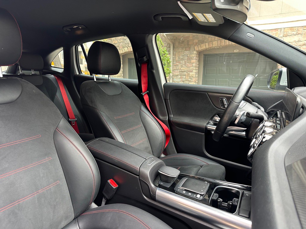 2023 Mercedes-Benz GLA-Class Image 28