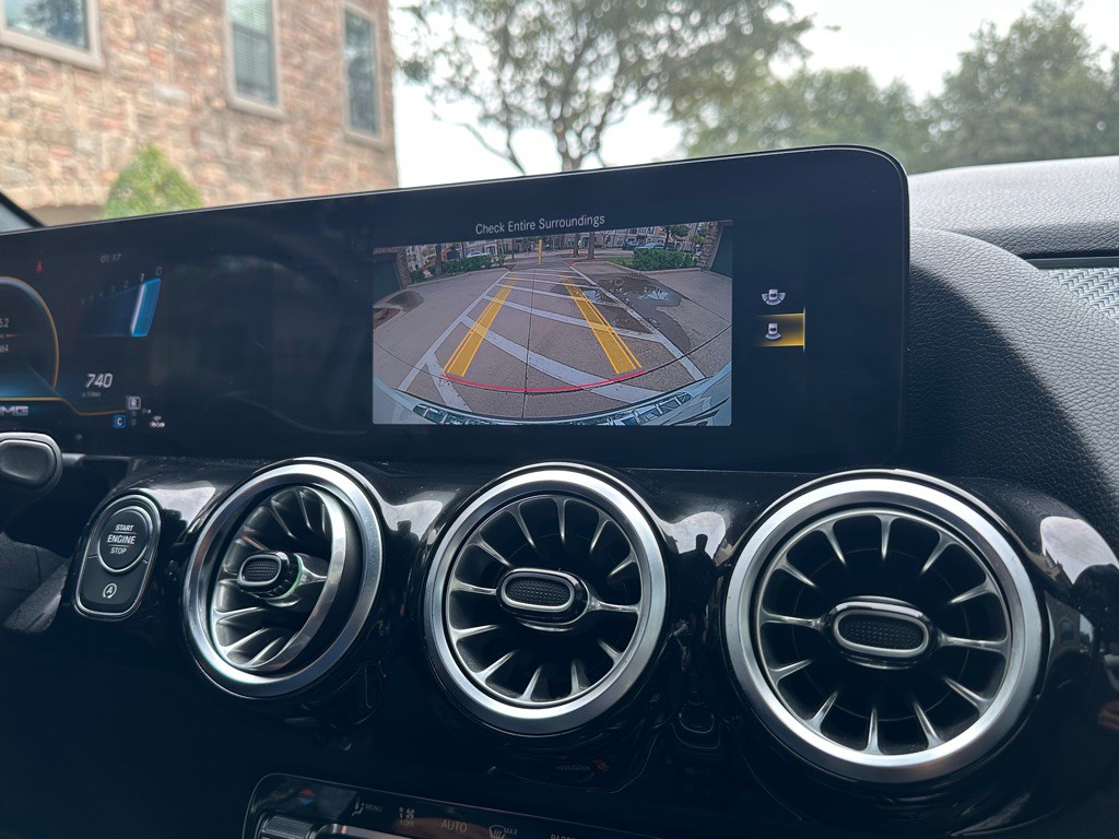 2023 Mercedes-Benz GLA-Class Image 30