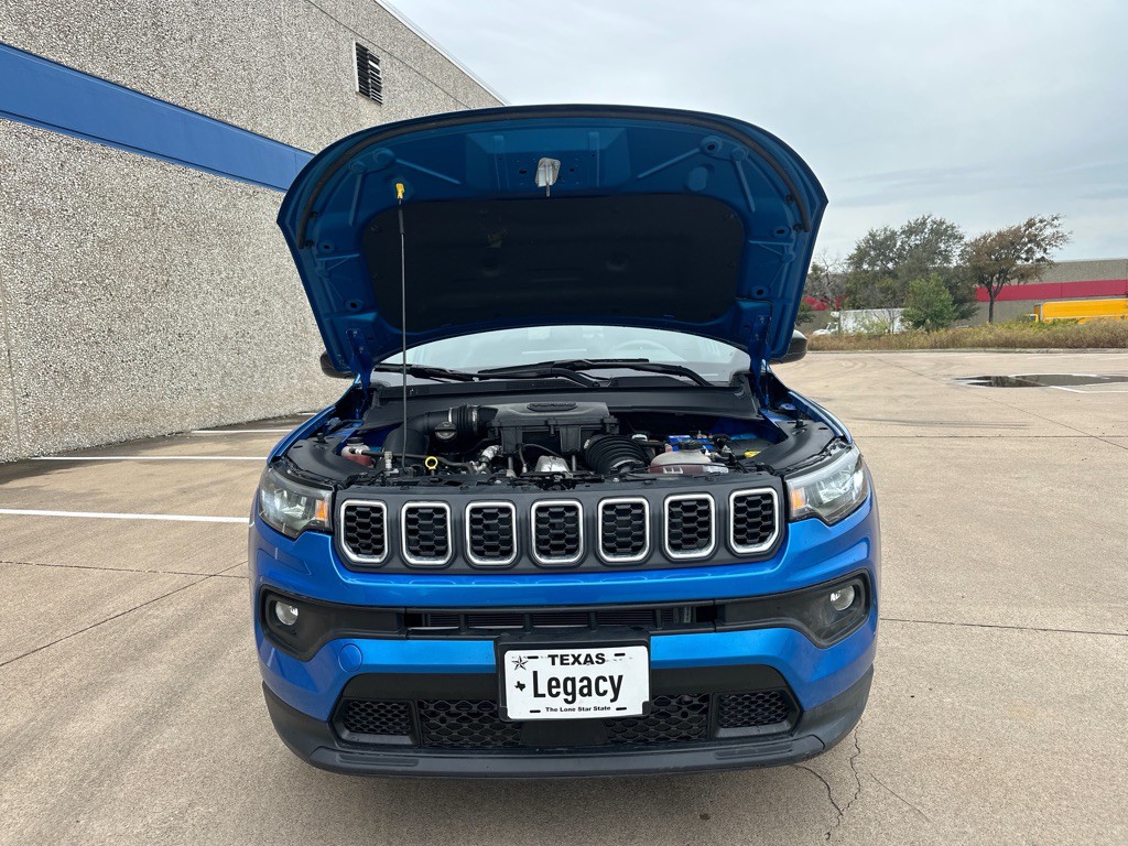 2024 Jeep Compass Image 9