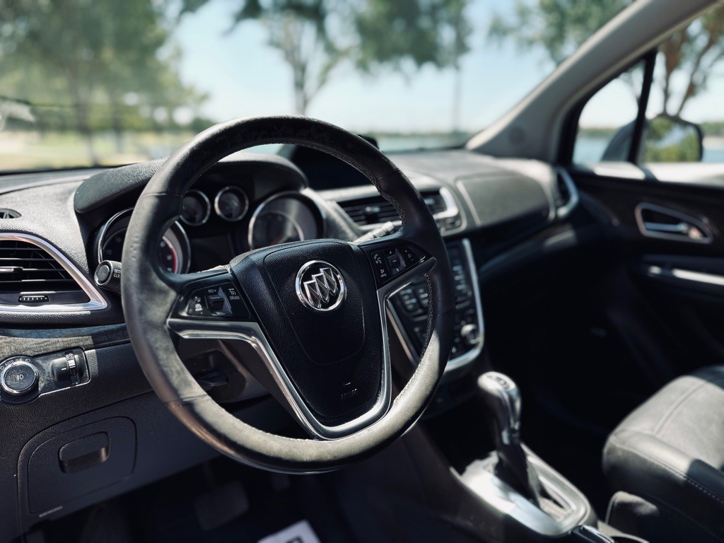 2016 Buick Enclave Image 16