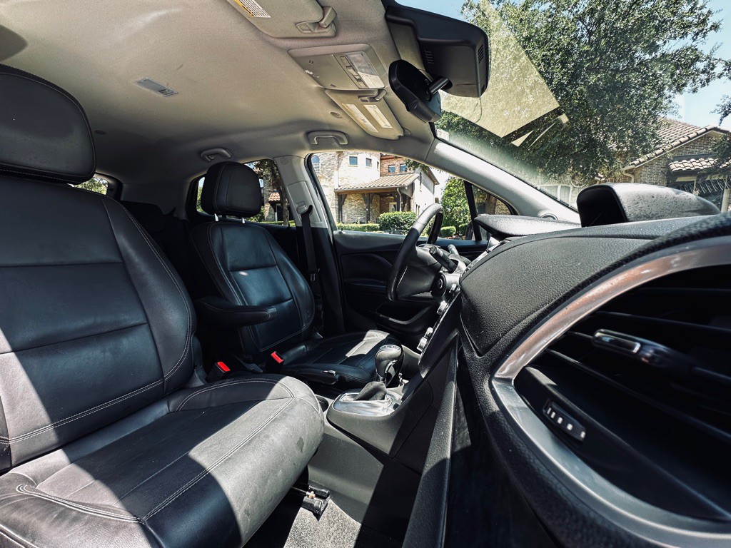 2016 Buick Enclave Image 21