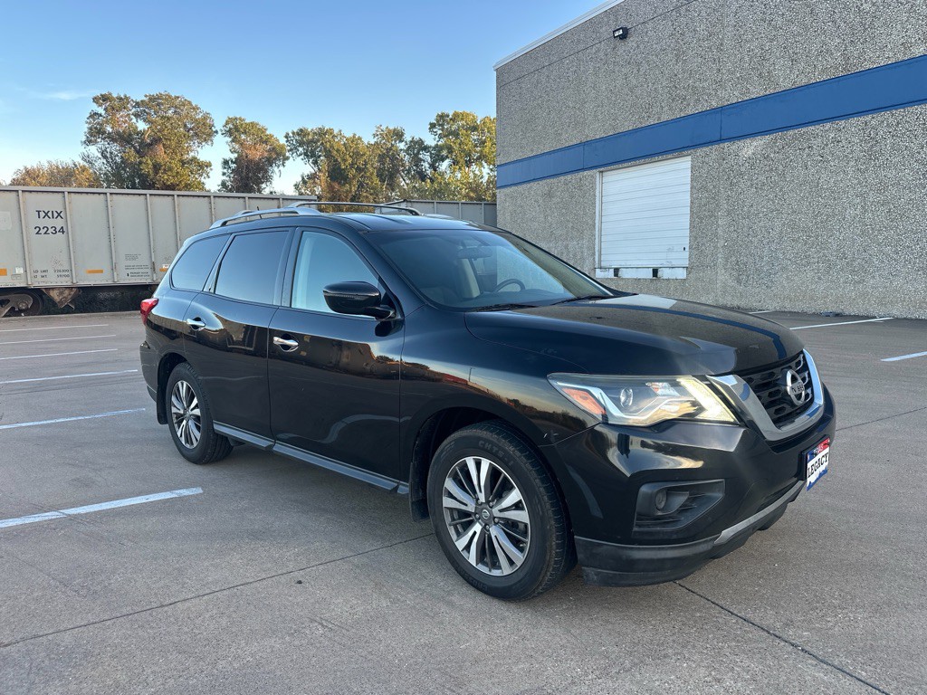 2018 Nissan Pathfinder Image 19