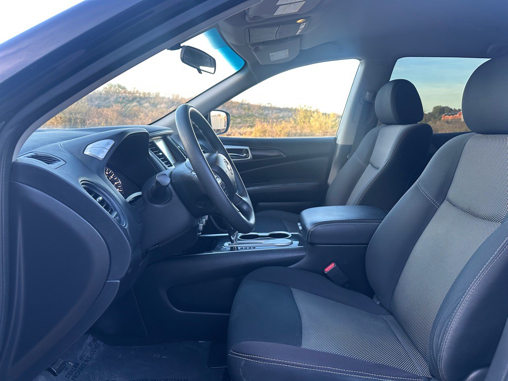 2018 Nissan Pathfinder Image 22