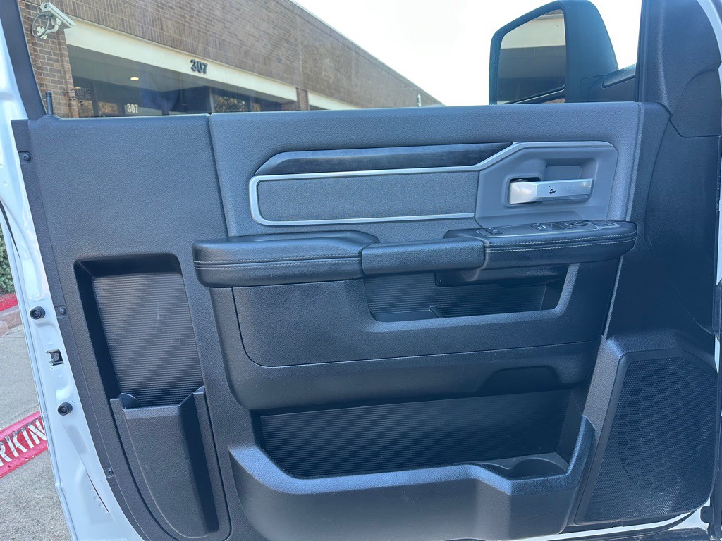 2023 RAM 2500 Image 26