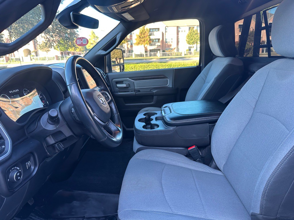 2023 RAM 2500 Image 30