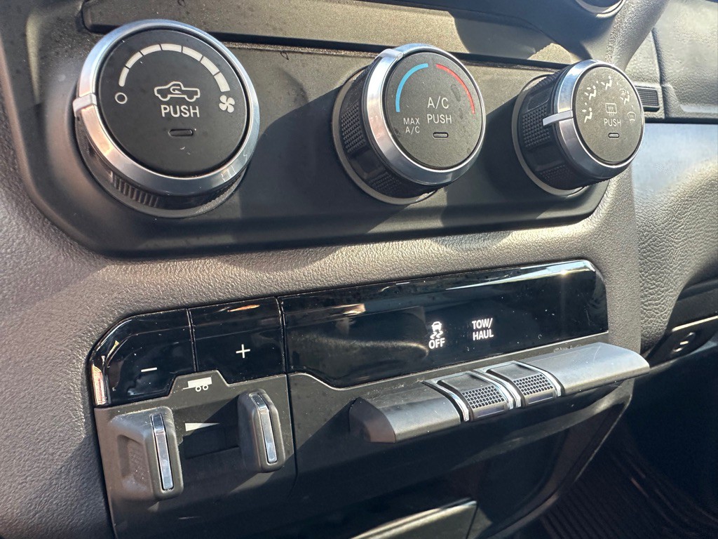 2023 RAM 2500 Image 34