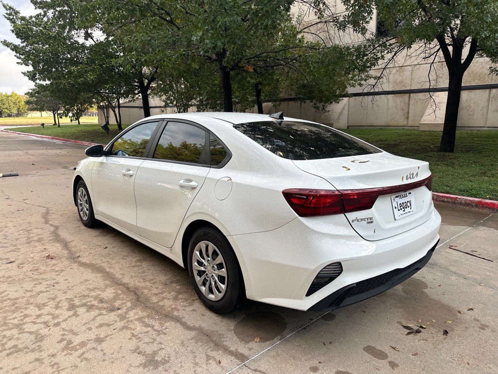 2022 Kia Forte Image 14