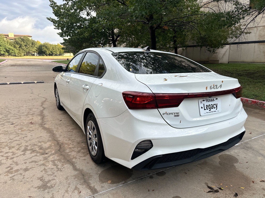 2022 Kia Forte Image 15