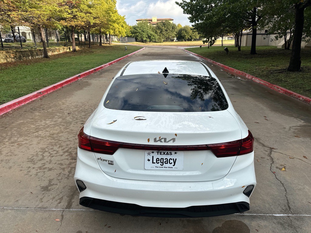 2022 Kia Forte Image 18