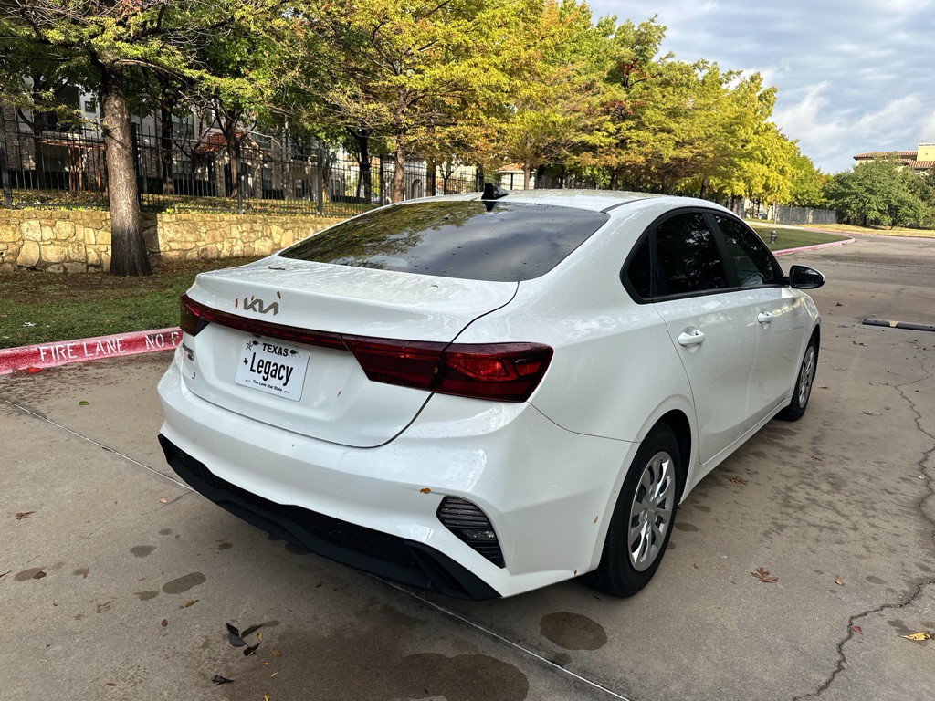 2022 Kia Forte Image 19