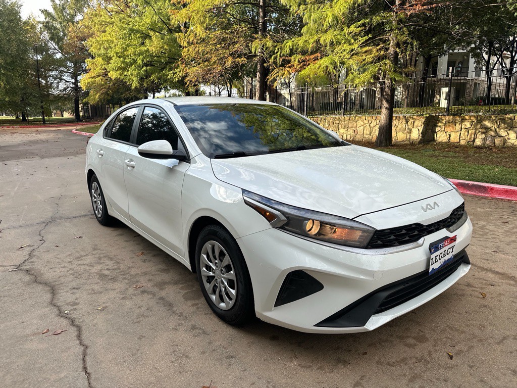 2022 Kia Forte Image 21