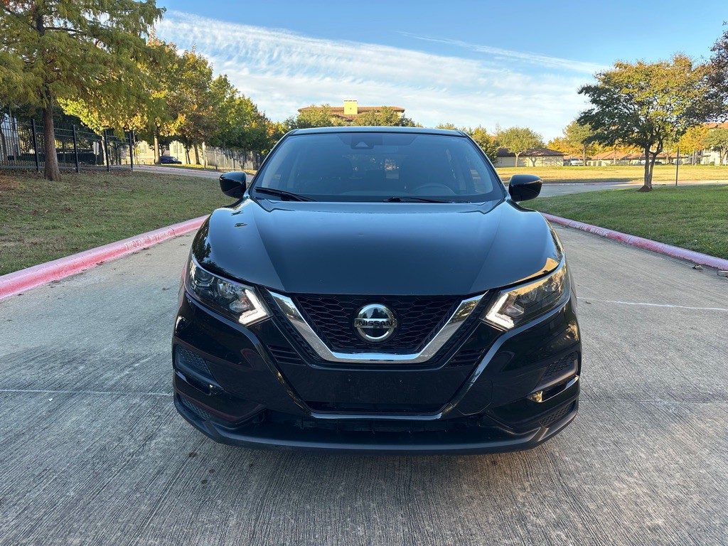 2022 Nissan Rogue Image 8