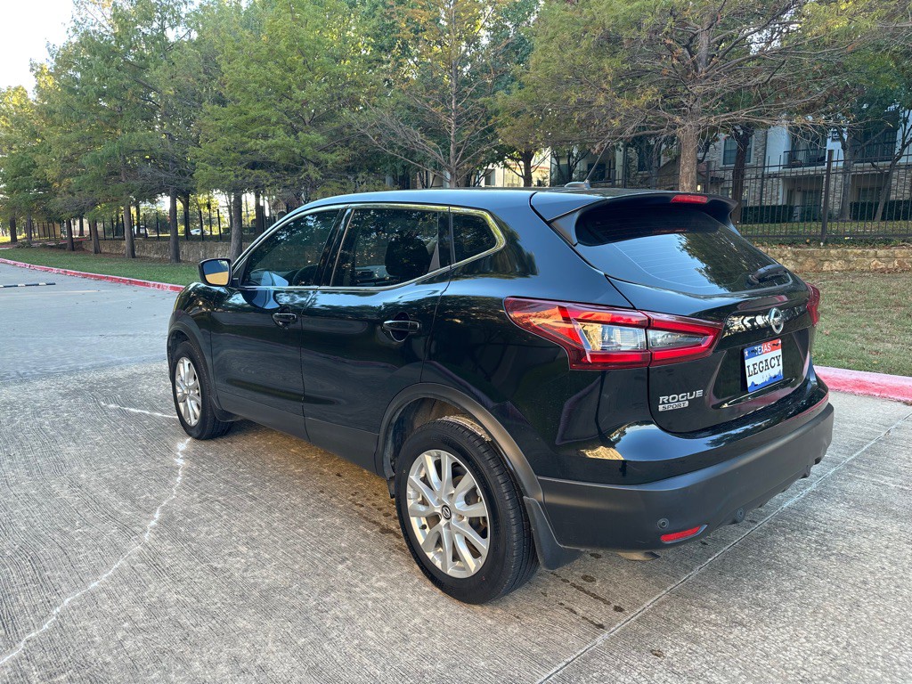 2022 Nissan Rogue Image 15