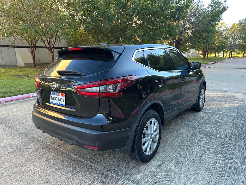 2022 Nissan Rogue Image 19