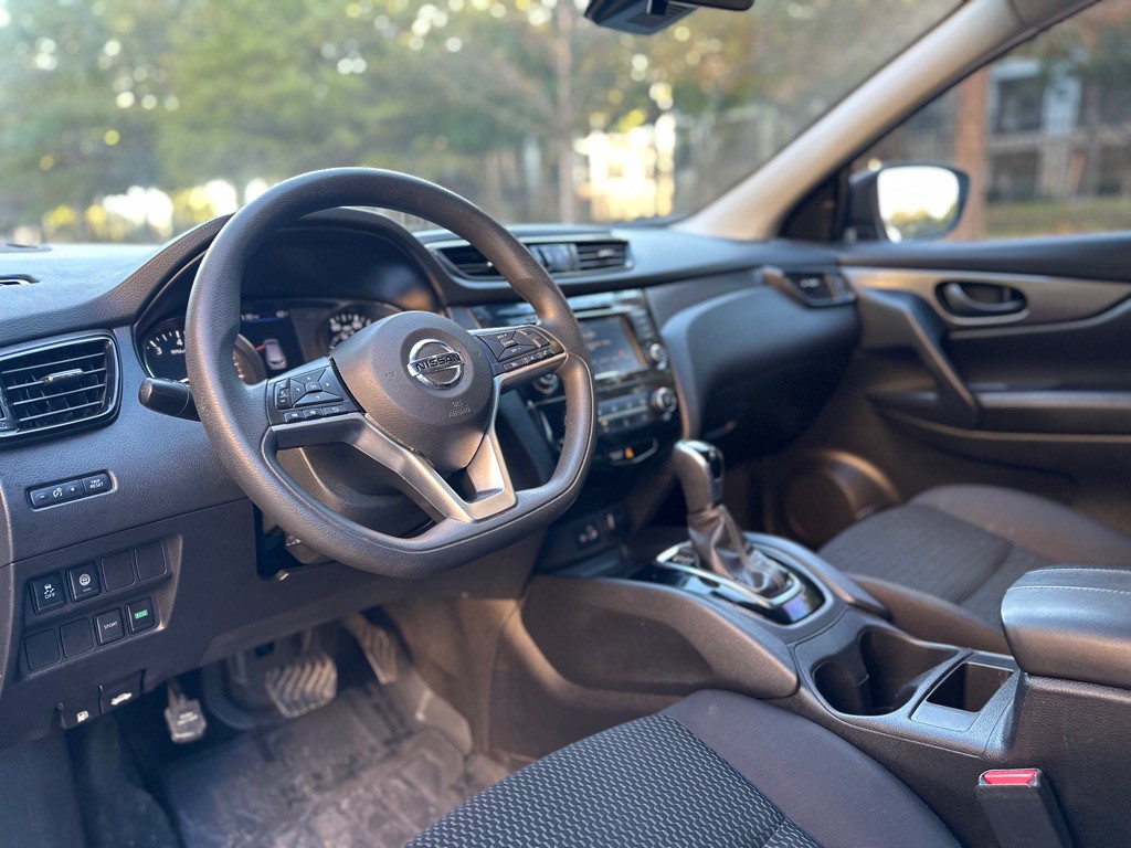 2022 Nissan Rogue Image 22