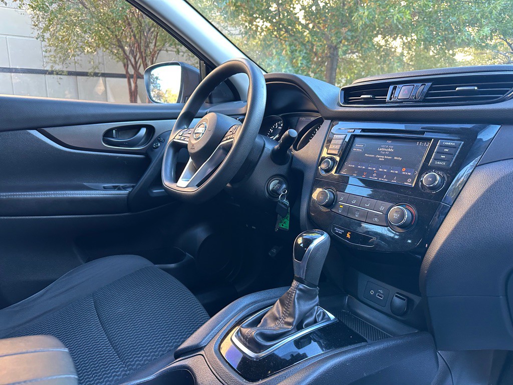 2022 Nissan Rogue Image 28