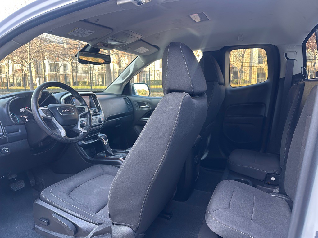 2022 GMC Canyon Image 22