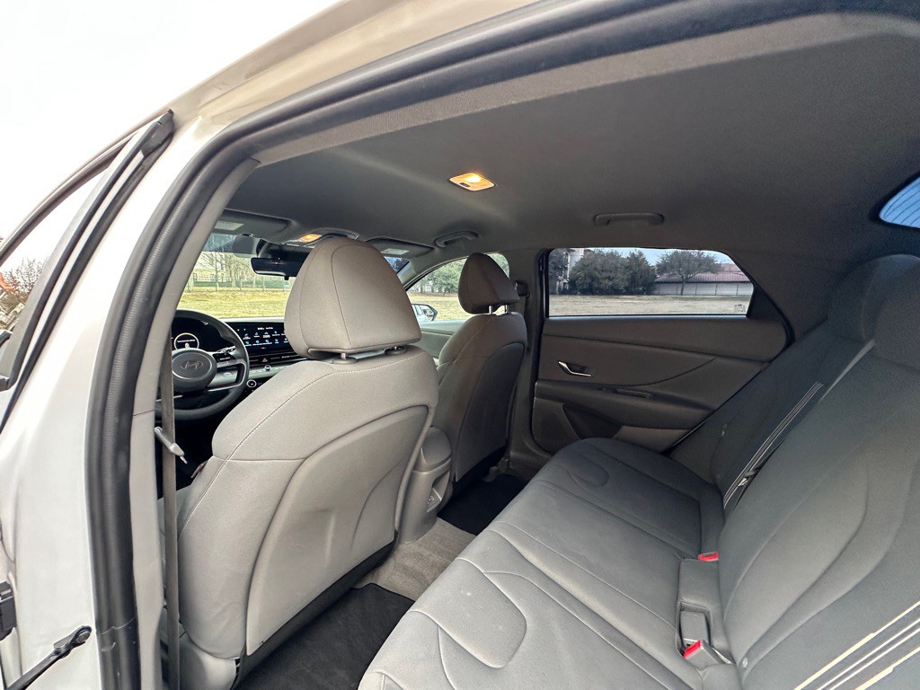 2024 Hyundai Elantra Image 23