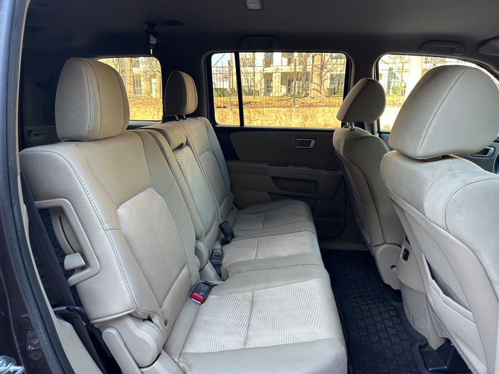 2015 Honda Pilot Image 25