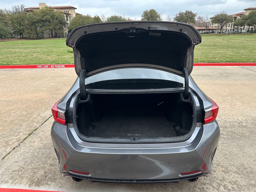 2017 Lexus RC Image 17