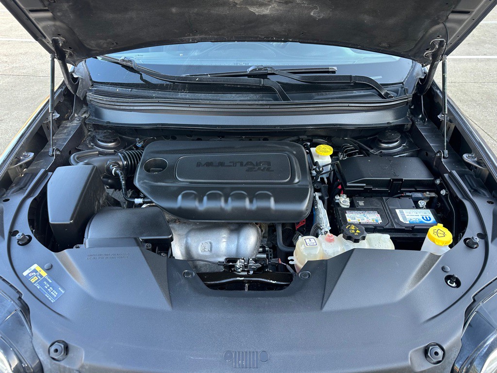 2019 Jeep Cherokee Image 11