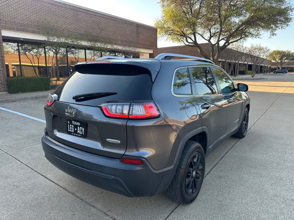 2019 Jeep Cherokee Image 16