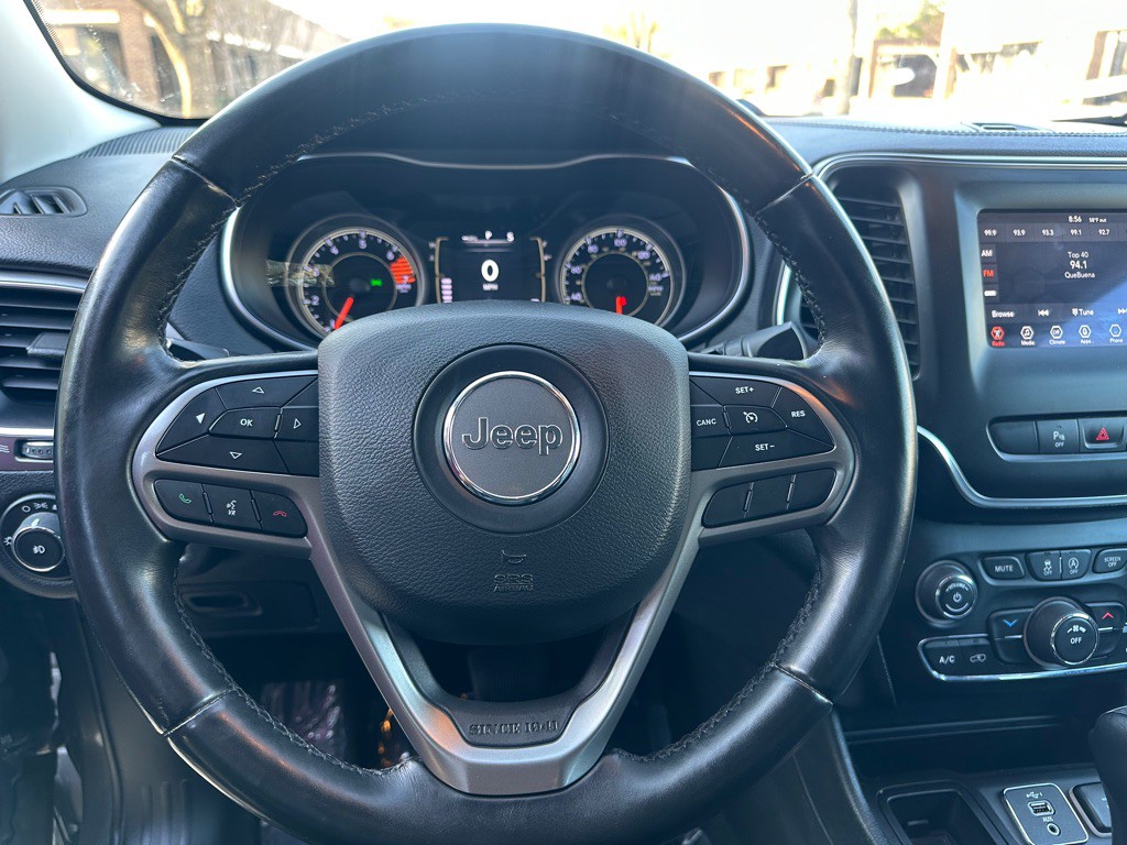 2019 Jeep Cherokee Image 24