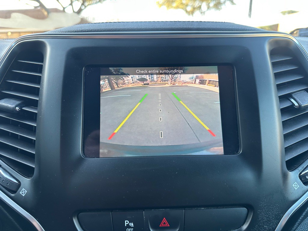 2019 Jeep Cherokee Image 26