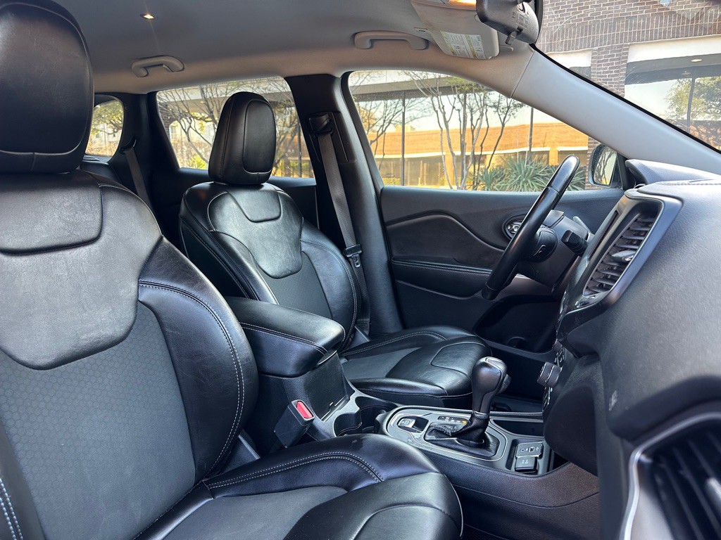 2019 Jeep Cherokee Image 31