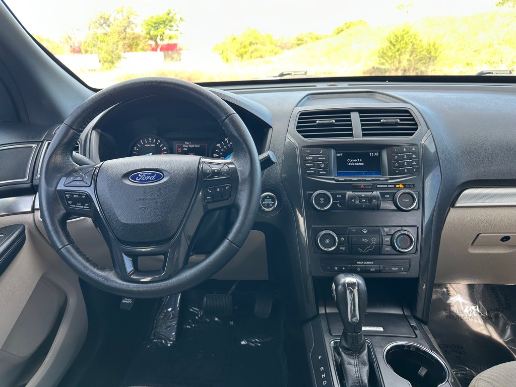 2019 Ford Explorer Image 23