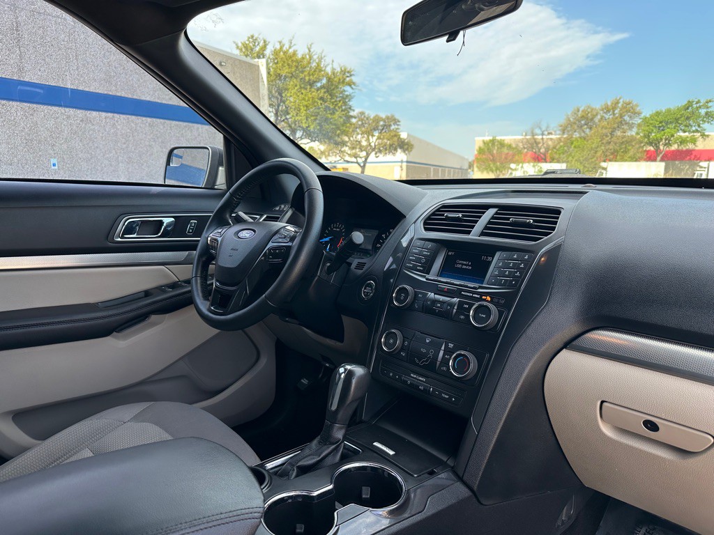 2019 Ford Explorer Image 28