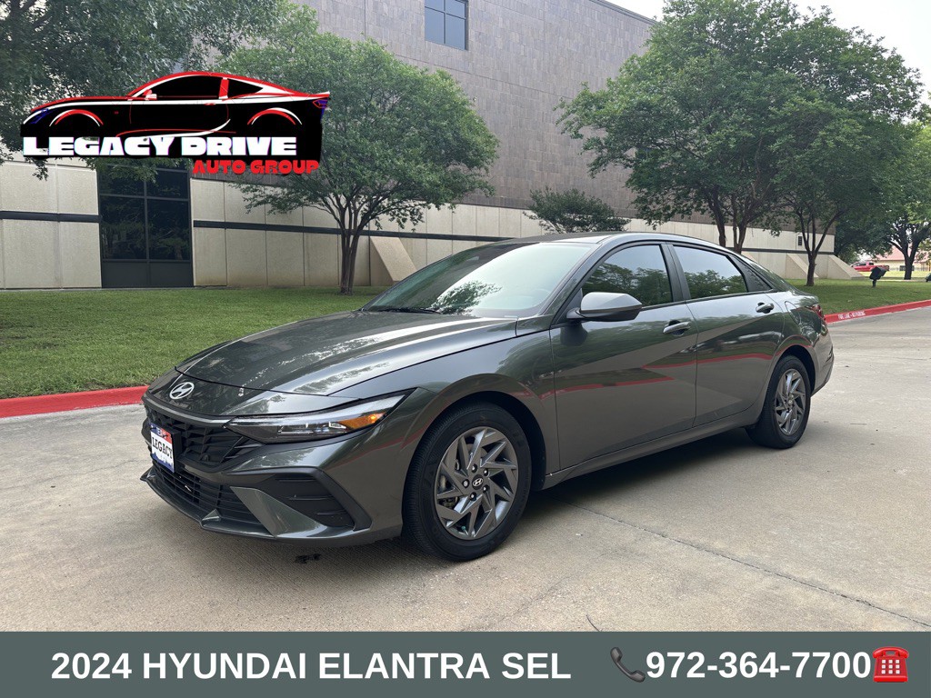 2024 Hyundai Elantra Image 4