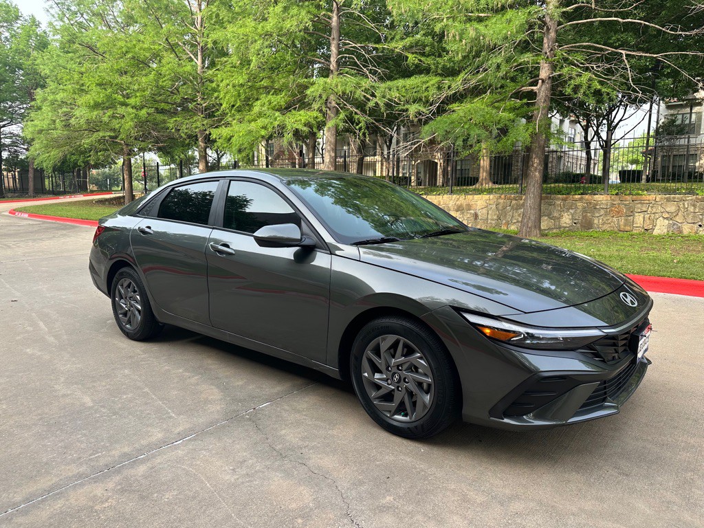 2024 Hyundai Elantra Image 19