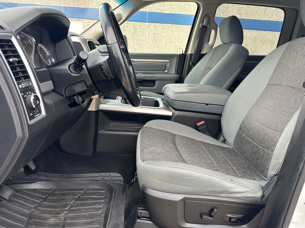 2017 RAM 1500 Image 23