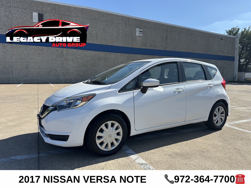 2017 Nissan Versa Image 4