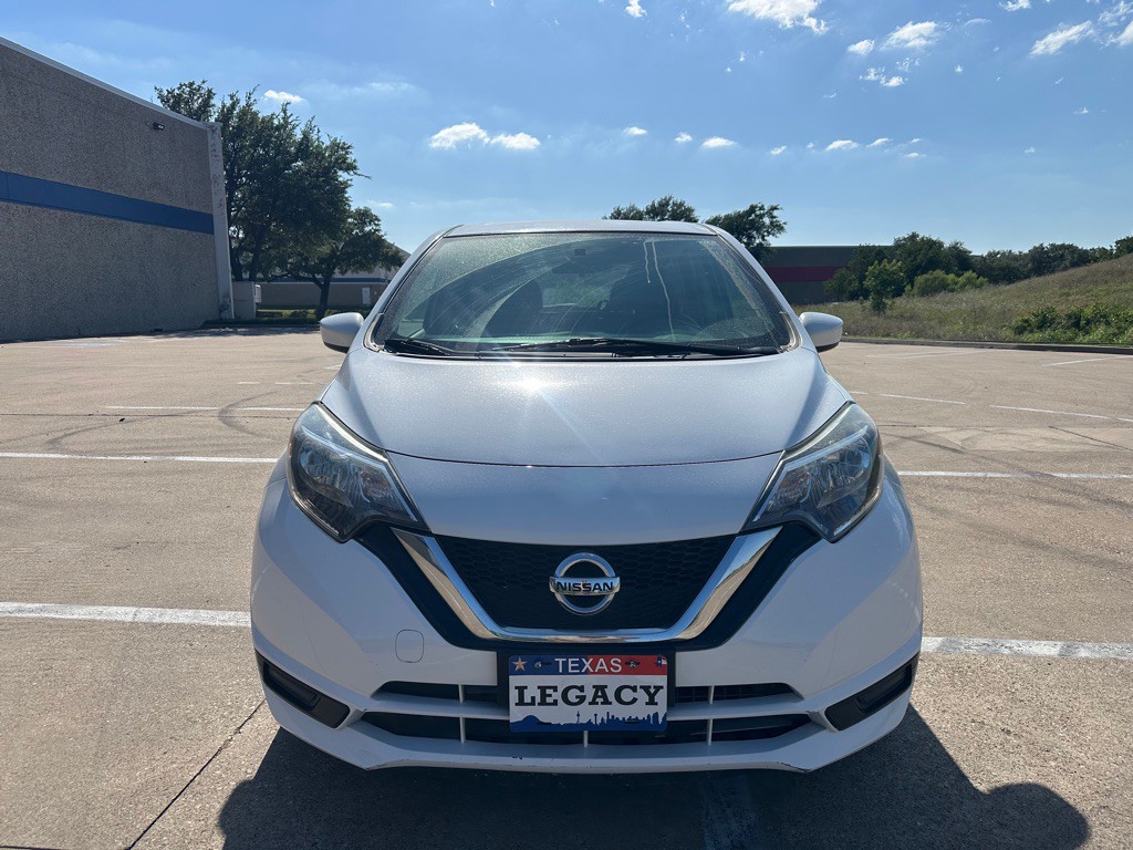 2017 Nissan Versa Image 8