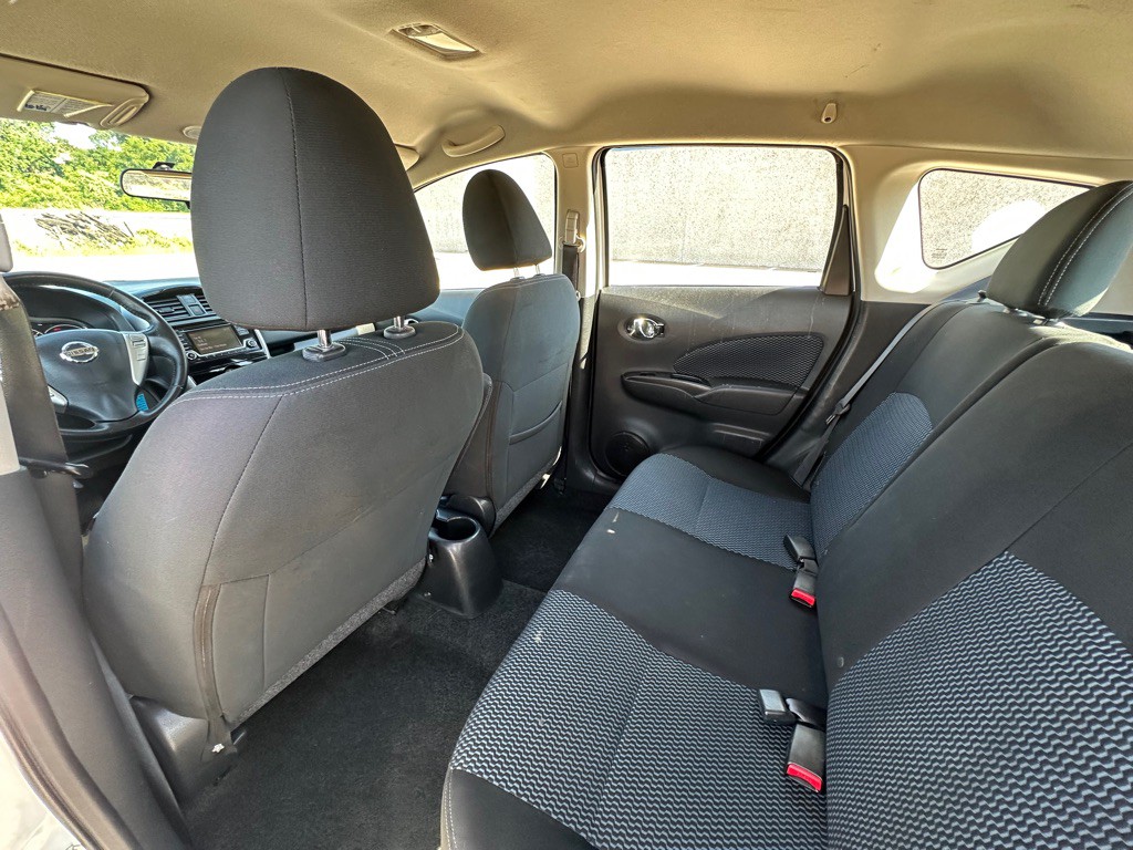 2017 Nissan Versa Image 21