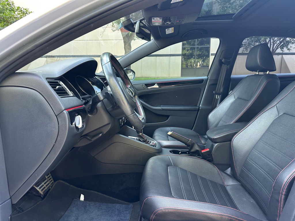 2016 Volkswagen Jetta Image 24