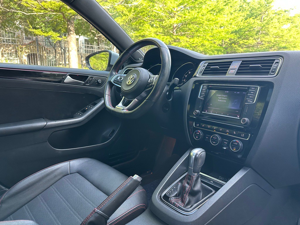 2016 Volkswagen Jetta Image 30
