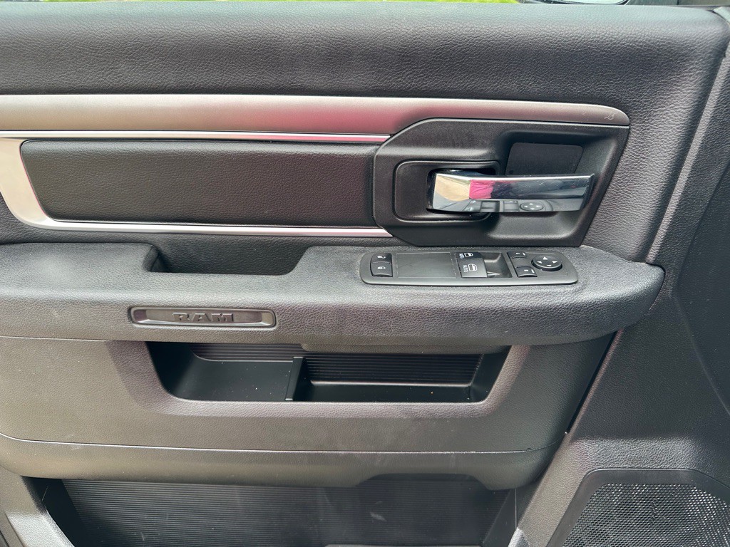 2023 RAM 1500 Image 23