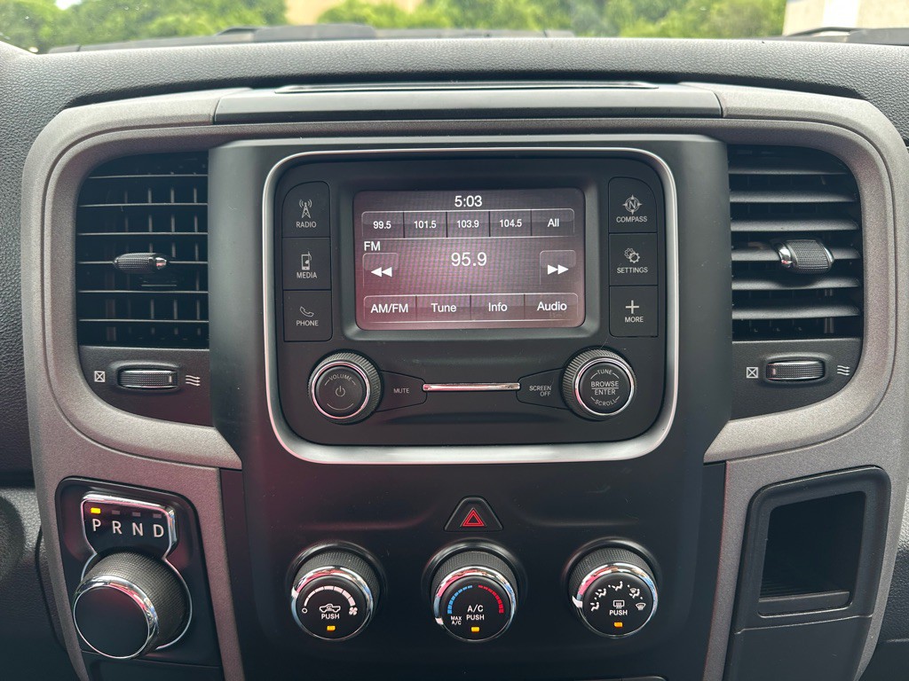2023 RAM 1500 Image 25