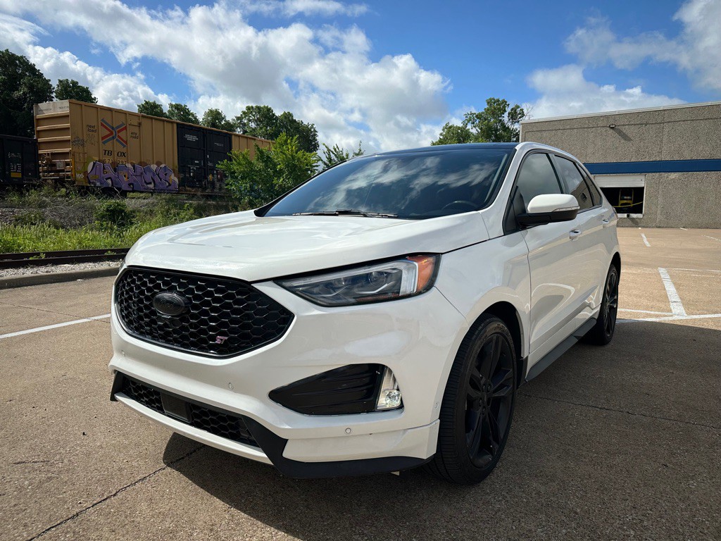 2020 Ford Edge Image 8