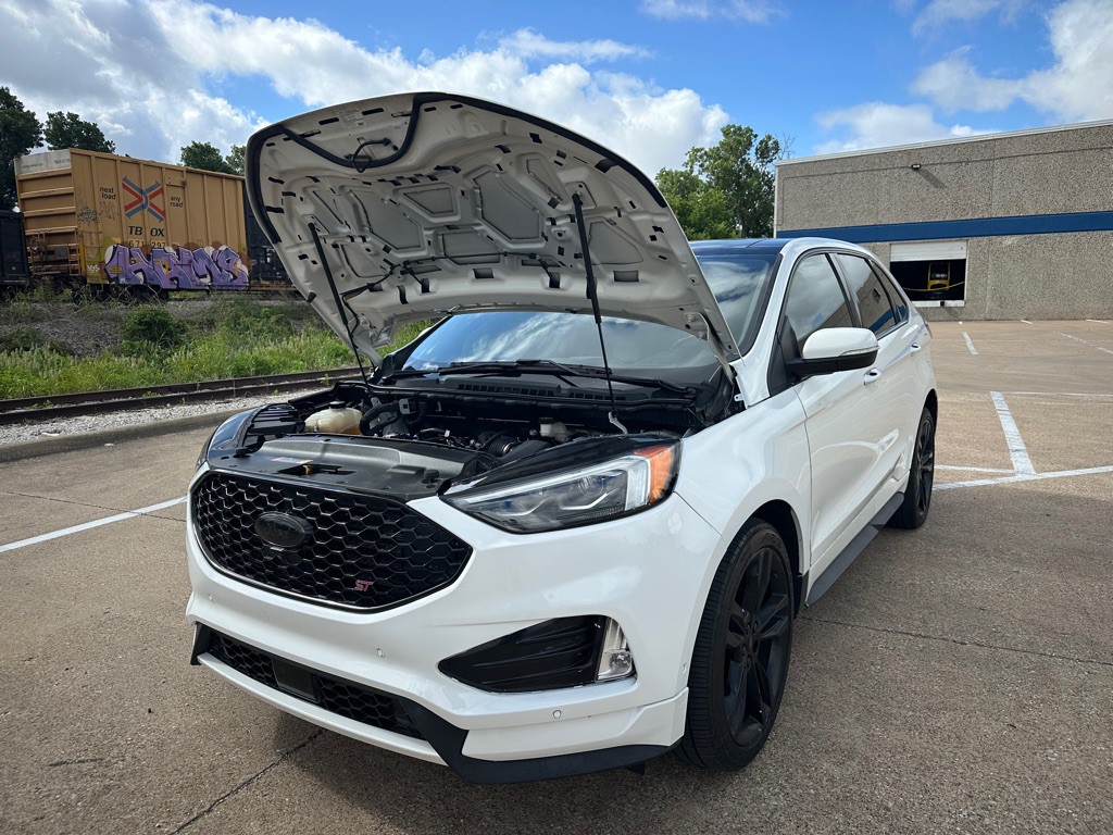 2020 Ford Edge Image 11