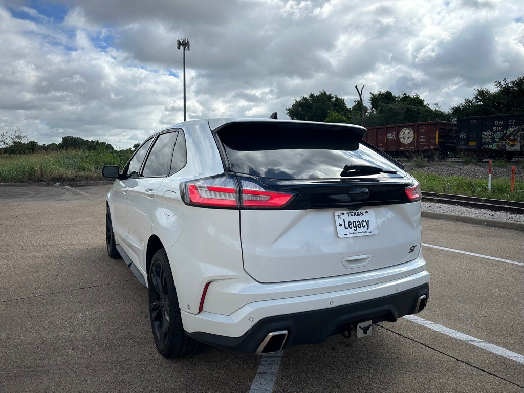 2020 Ford Edge Image 14