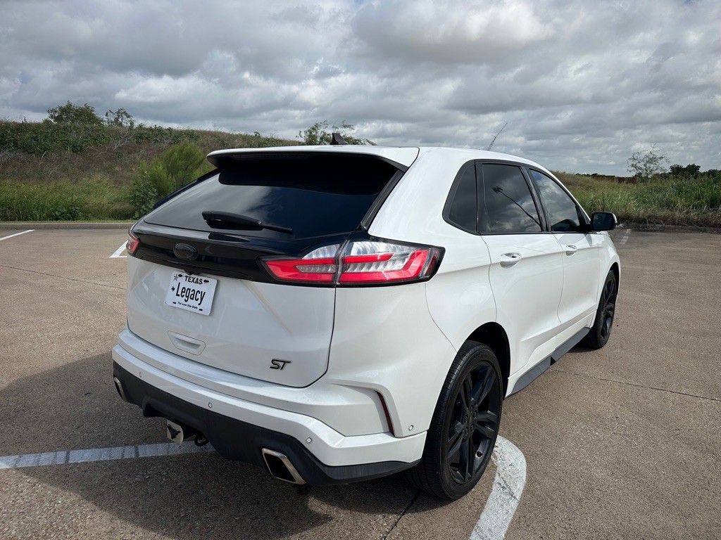 2020 Ford Edge Image 18