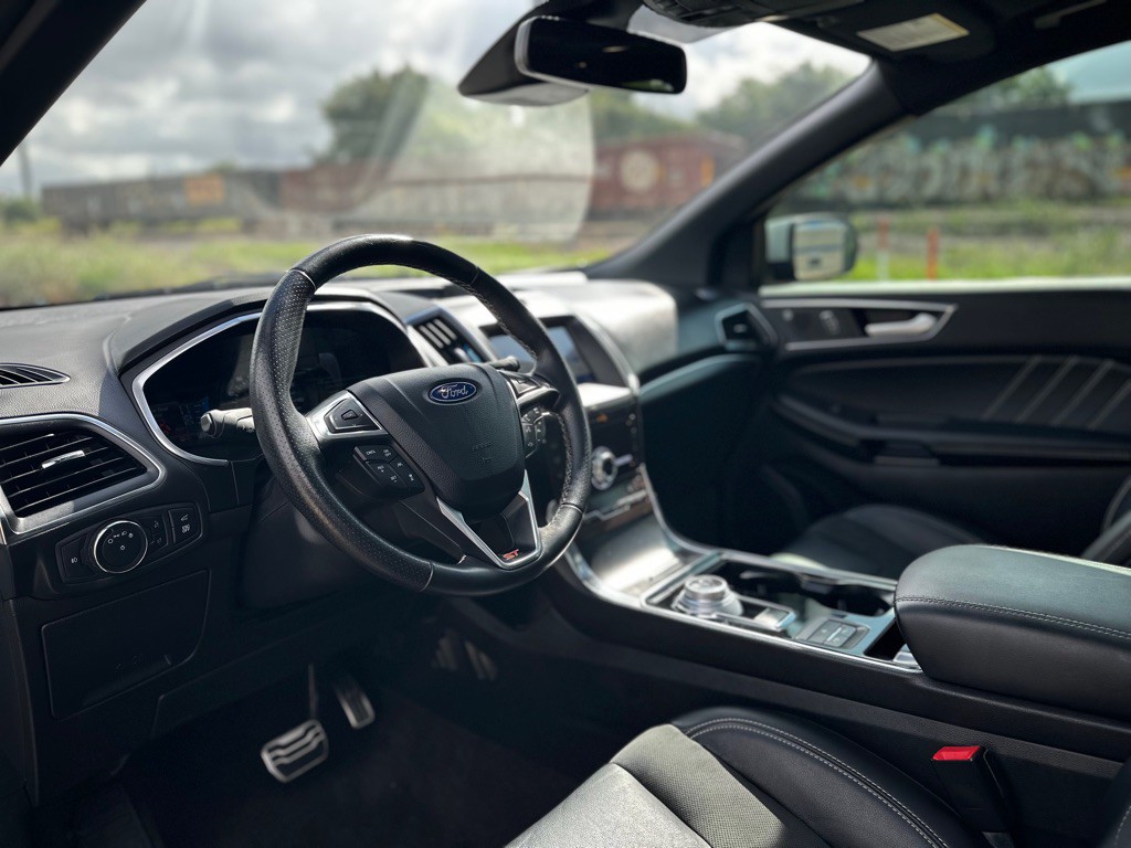 2020 Ford Edge Image 21