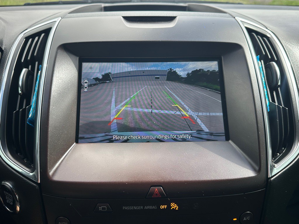 2020 Ford Edge Image 27