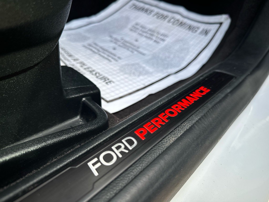 2020 Ford Edge Image 29